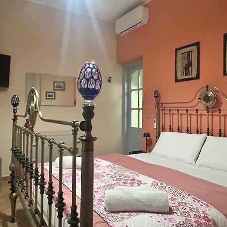 Вілла Casa Amelia - Charme In Таорміна Екстер'єр фото